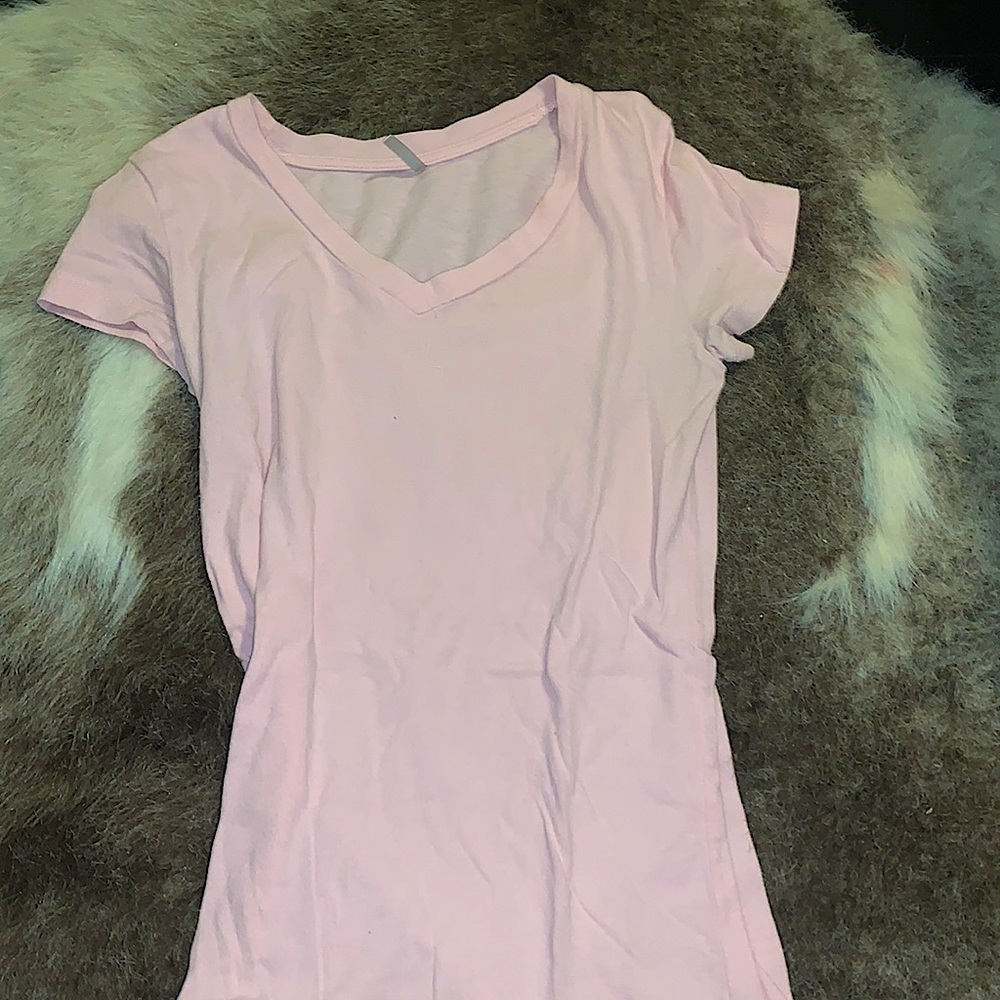 Pink tshirt